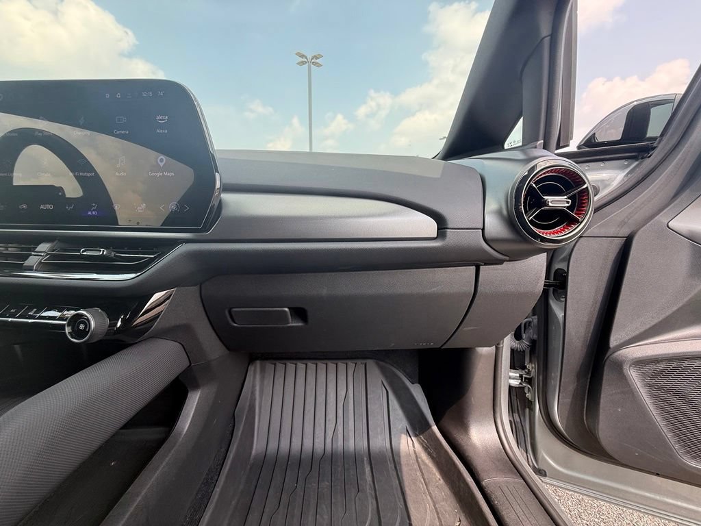 Used 2024 Chevrolet Equinox EV RS FWD image 31