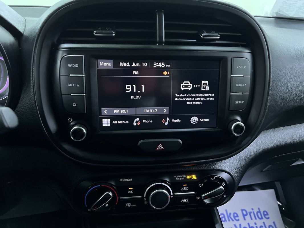 Used 2024 Kia Soul LX FWD image 21