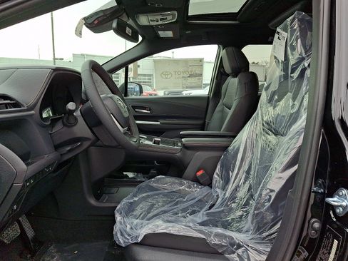 New 2026 Toyota Sienna XLE Woodland Edition image 8