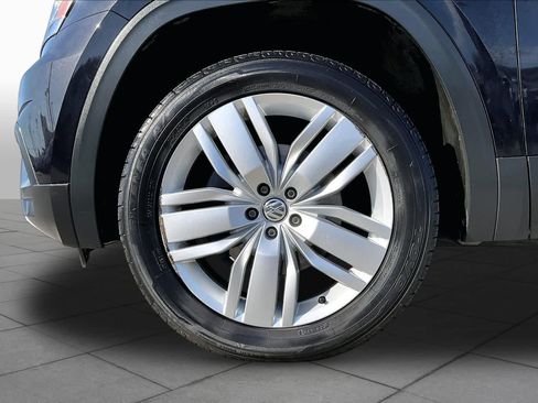 Used 2019 Volkswagen Atlas SE w/ Towing Package AWD/4WD image 11