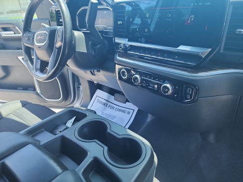 Used 2022 GMC Sierra 1500 Elevation RWD image 24