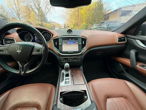 Used 2016 Maserati Ghibli S image 14