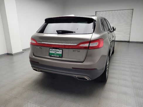 Used 2016 Lincoln MKX Reserve w/ Luxury Package AWD/4WD image 7