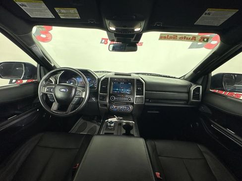 Used 2018 Ford Expedition XLT w/ Equipment Group 202A RWD image 47