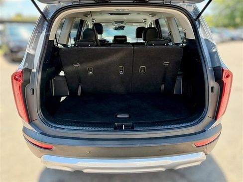 Used 2020 Kia Telluride LX FWD image 12