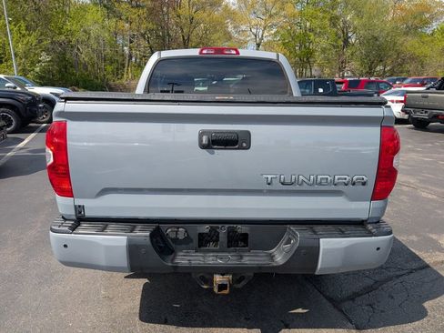 Used 2019 Toyota Tundra SR5 AWD/4WD image 6