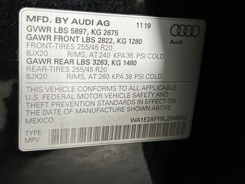 Used 2020 Audi Q5 e Premium Plus w/ Premium Plus Package image 41