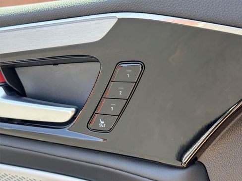 Used 2024 Acura MDX SH-AWD w/ Technology Package image 39