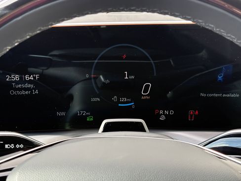 Used 2026 Cadillac Vistiq Sport image 24