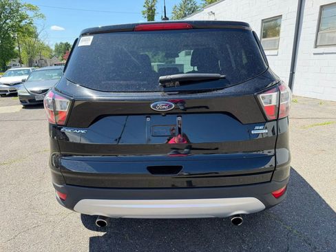 Used 2017 Ford Escape SE FWD image 17