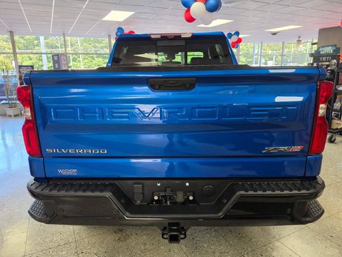 Used 2022 Chevrolet Silverado 1500 ZR2 w/ Technology Package AWD/4WD image 41