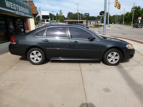 Used 2014 Chevrolet Impala Limited LS FWD image 5
