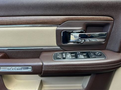 Used 2015 RAM 2500 Laramie image 11