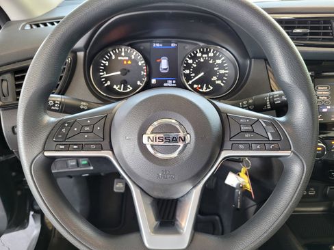 Certified 2020 Nissan Rogue S image 16