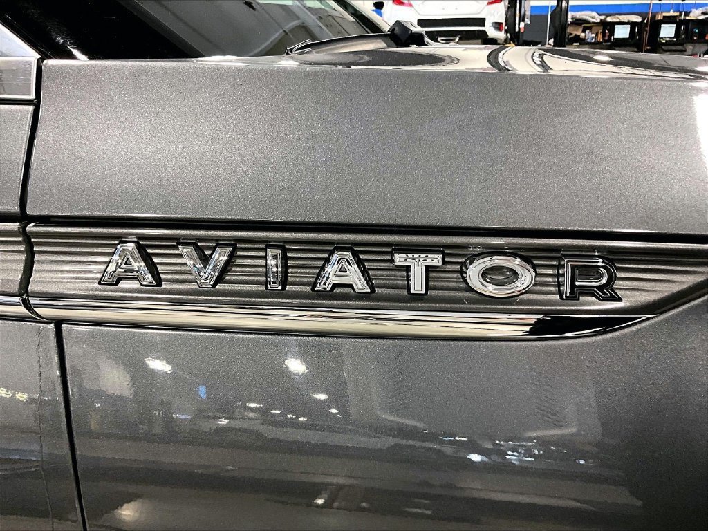 Used 2022 Lincoln Aviator Reserve w/ Equipment Group 201A AWD/4WD image 30