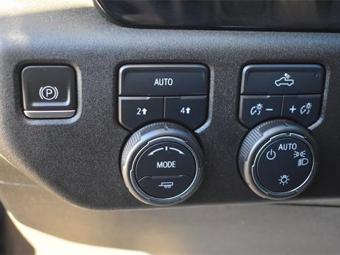 Certified 2023 Chevrolet Silverado 1500 LT image 22