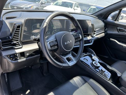 Used 2025 Kia Sportage X-Line AWD/4WD image 25