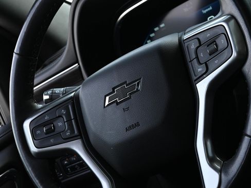 Used 2023 Chevrolet Tahoe Z71 w/ Luxury Package image 23