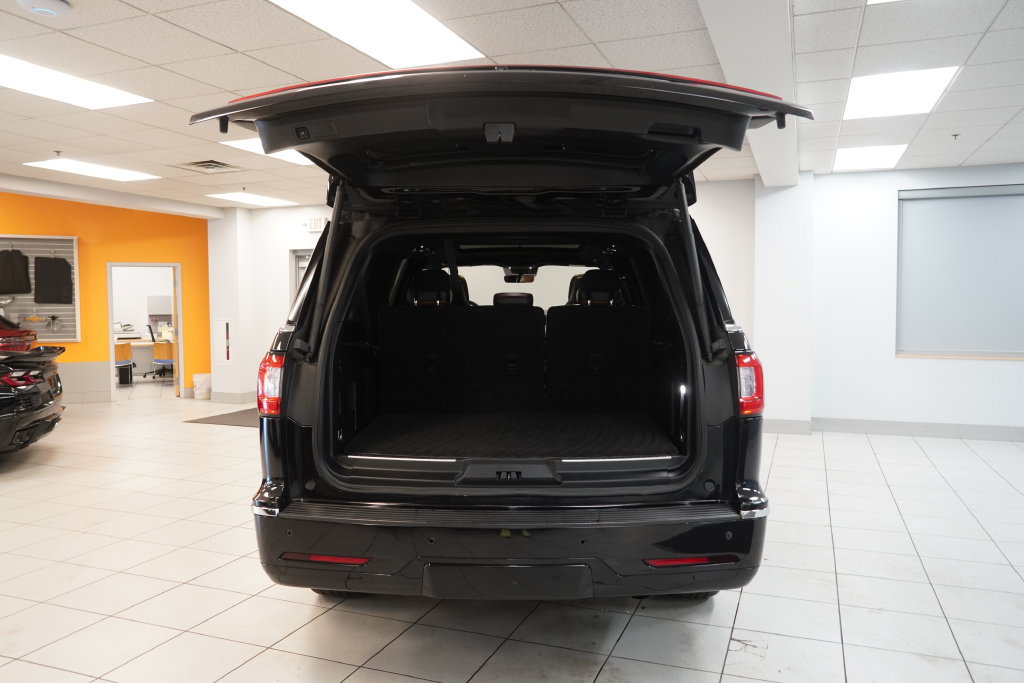 Used 2020 Lincoln Navigator L Reserve AWD/4WD image 10