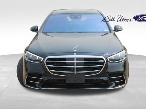 Used 2021 Mercedes-Benz S 580 4MATIC Sedan image 2