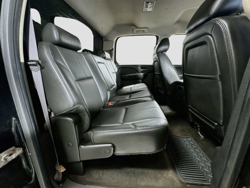 Used 2014 Chevrolet Silverado 2500 LTZ w/ LTZ Plus Package AWD/4WD image 25