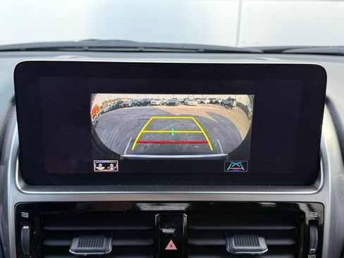 Used 2023 Lexus GX 460 Premium image 36