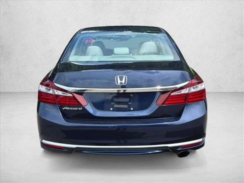 Used 2016 Honda Accord LX image 6