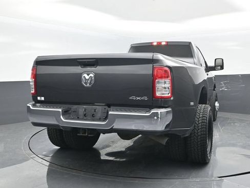 Used 2024 RAM 3500 Tradesman w/ Chrome Appearance Group AWD/4WD image 21