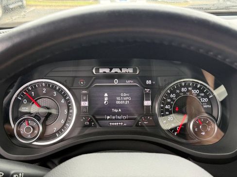 Used 2022 RAM 1500 Big Horn AWD/4WD image 33