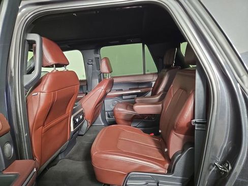 Used 2022 Ford Expedition Max Limited AWD/4WD image 16