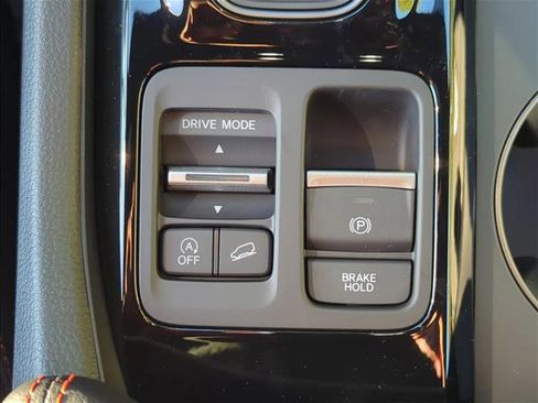 New 2025 Honda Pilot TrailSport image 16