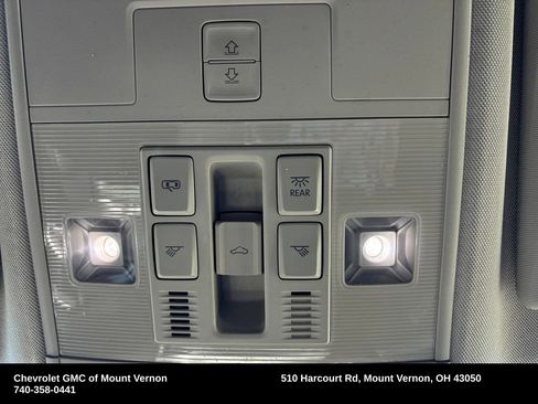 Used 2021 Volkswagen Atlas SEL R-Line image 34