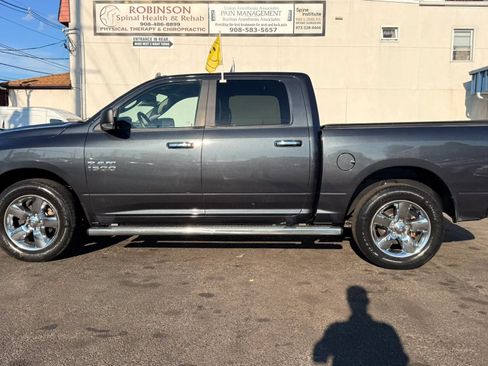 Used 2018 RAM 1500 Big Horn AWD/4WD image 10