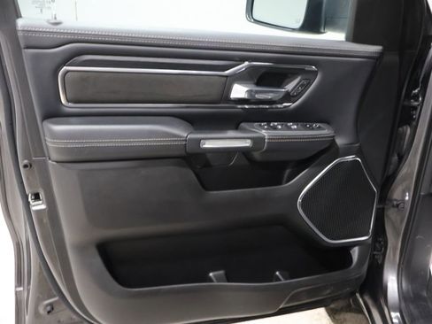 Used 2024 RAM 1500 Laramie image 12