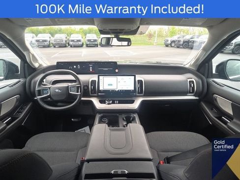 Certified 2025 Ford Expedition Active AWD/4WD image 26