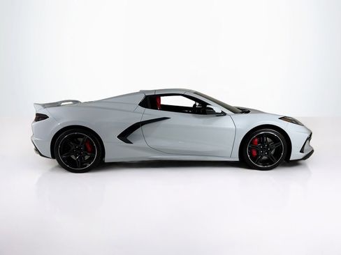 Used 2021 Chevrolet Corvette Stingray Preferred Conv w/ Z51 Performance Package image 6