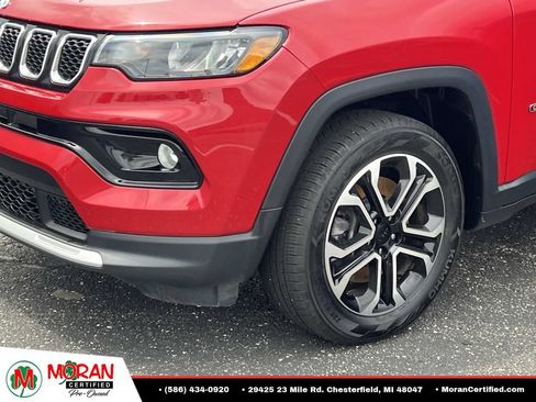 Used 2023 Jeep Compass Limited AWD/4WD image 8