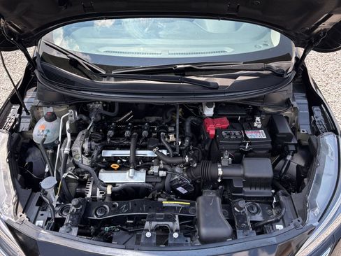 Used 2025 Nissan Versa SV FWD image 29