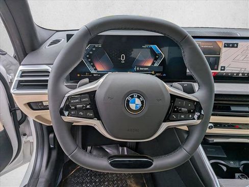 Used 2026 BMW 330i xDrive Sedan AWD/4WD image 11