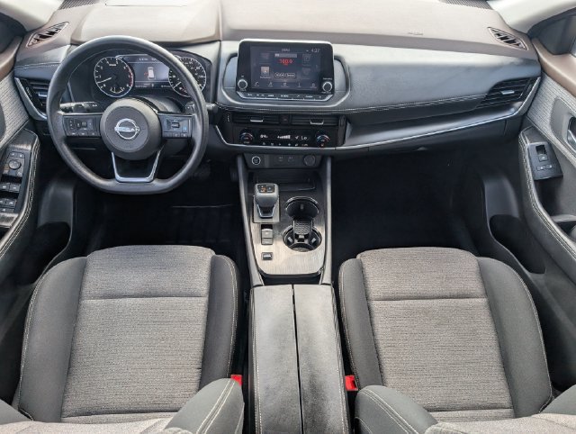 Used 2023 Nissan Rogue SV FWD image 25
