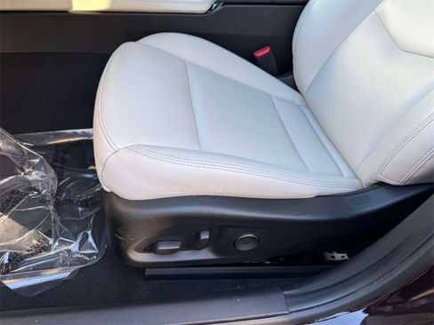 Used 2021 Cadillac CT4 Luxury w/ Sun And Sound Package image 3