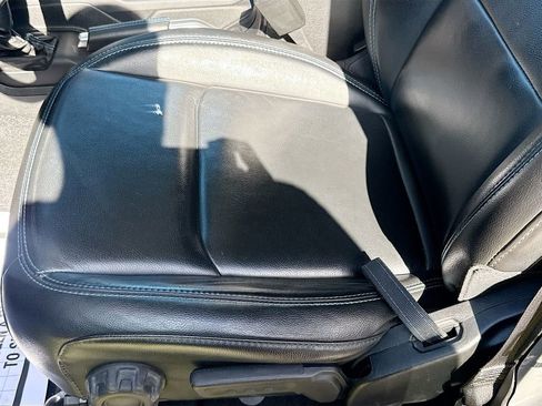 Used 2021 Jeep Wrangler Unlimited Rubicon 4xe w/ Steel Bumper Group image 21