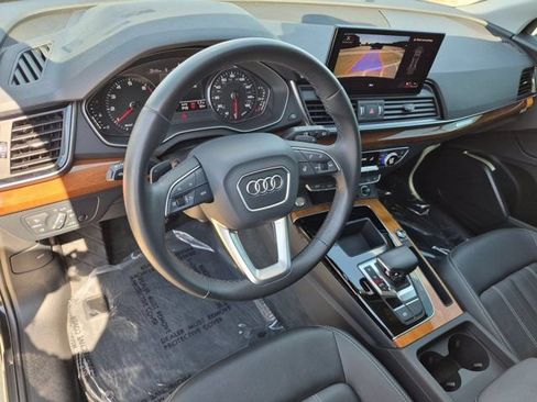 Certified 2023 Audi Q5 2.0T Premium w/ Convenience Package AWD/4WD image 11