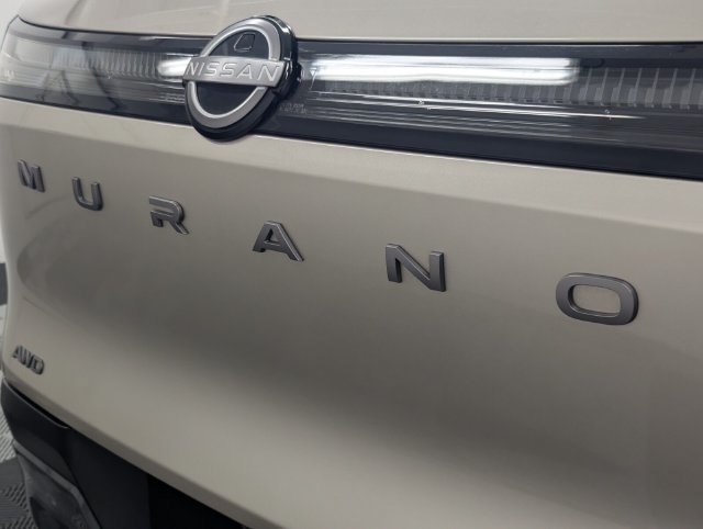 Used 2025 Nissan Murano SL AWD/4WD image 9