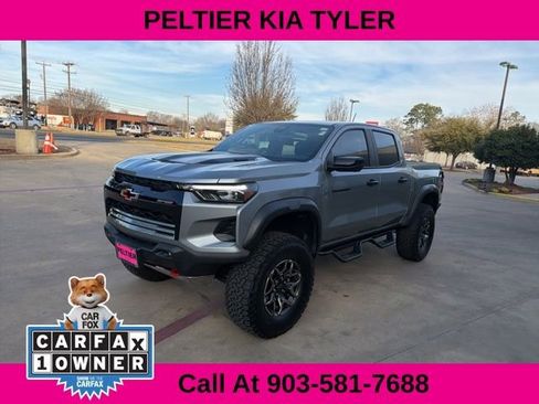 Used 2025 Chevrolet Colorado ZR2 w/ Technology Package image 3