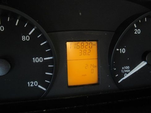 Used 2012 Mercedes-Benz Sprinter 2500 image 6