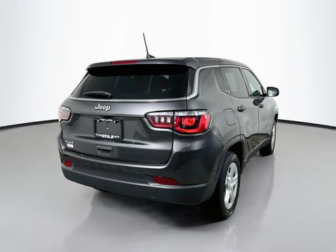 Used 2023 Jeep Compass Sport AWD/4WD image 4