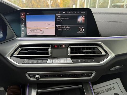 Used 2023 BMW X5 xDrive40i w/ Premium Package image 15
