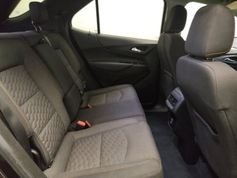 Used 2020 Chevrolet Equinox LT image 19