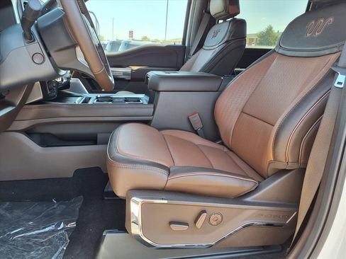 New 2026 Ford F250 King Ranch w/ Chrome Package image 20